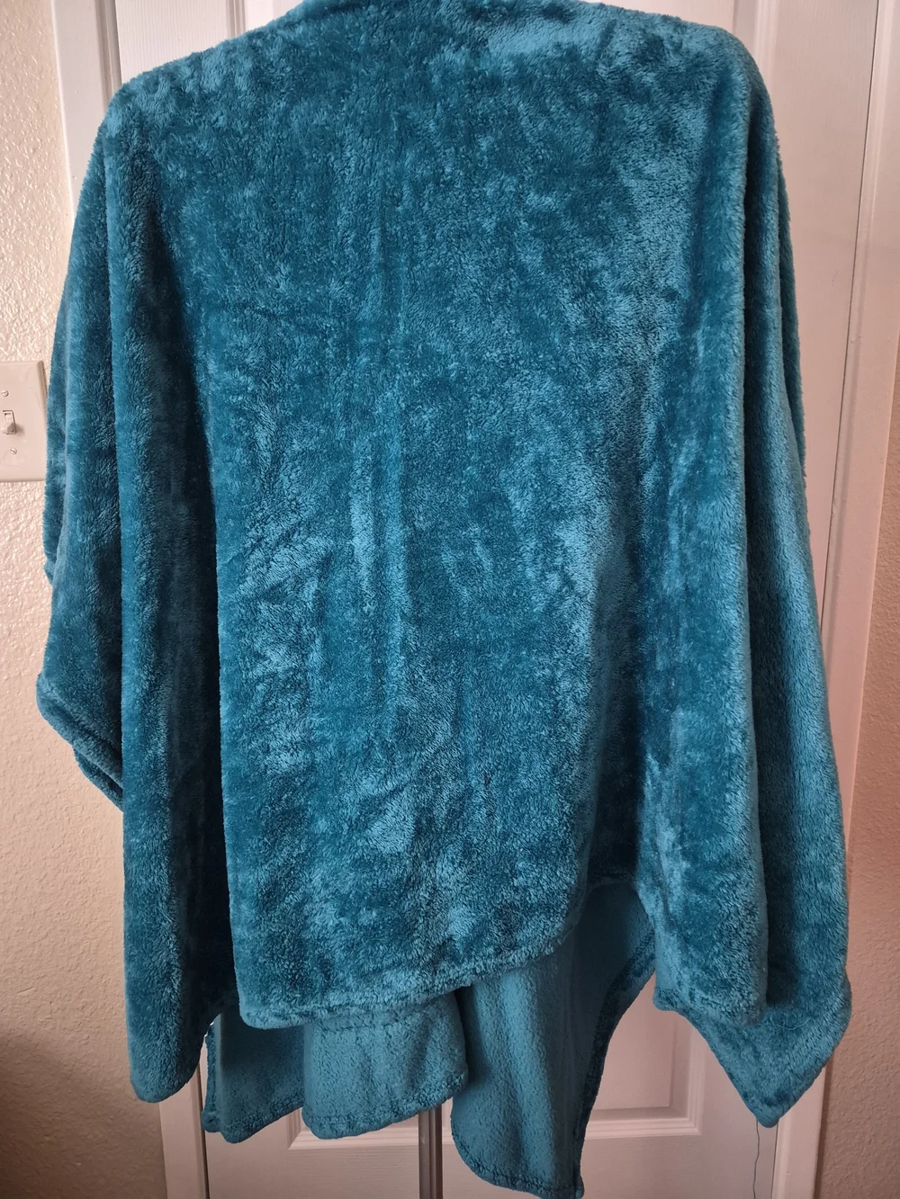 Plush Teal Cozy Wrap with Pom Tie
